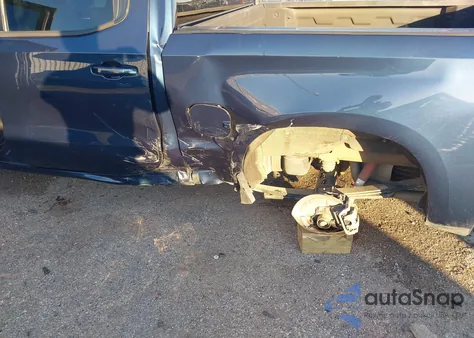 2022 Chevrolet Silverado 1500 Ltd 4Wd Short Bed Rst from USA, damaged, VIN 1GCUYEED8NZ227779